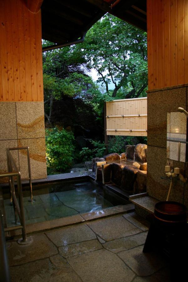 Ryokan Kutsuroginoya Yuu Takayama  Buitenkant foto